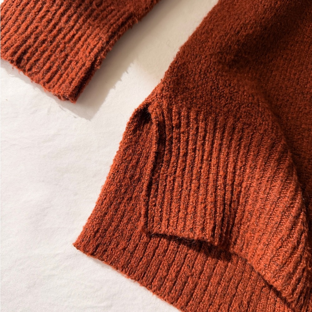 Pink Lily Colorblock Leopard Sweater - Picture 3 of 4